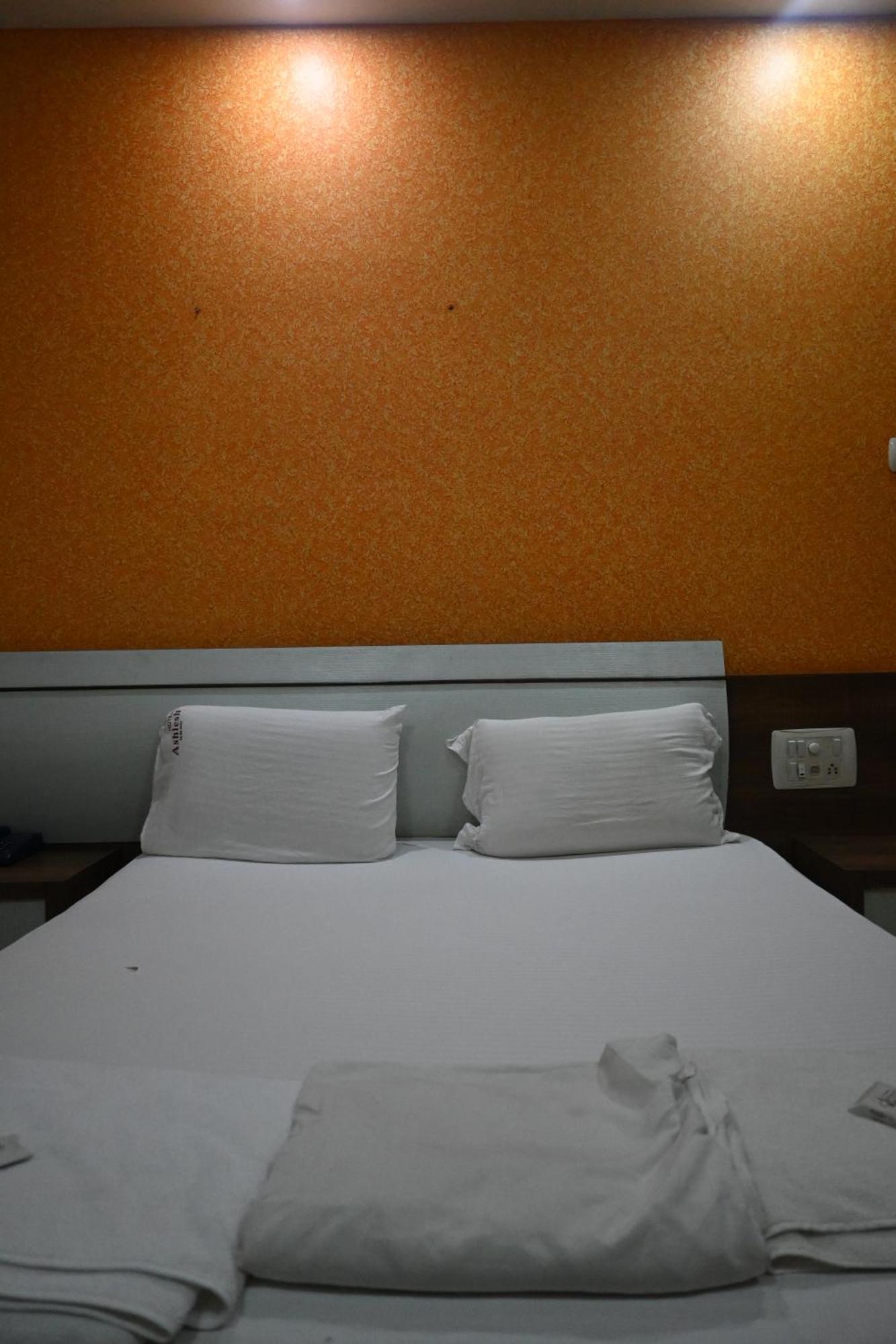 Hotel Ashlesh Manipal Eksteriør billede